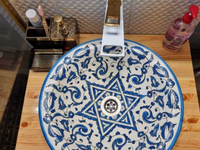 Ceramica și porțelan, pictat manual