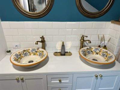 Ceramica și porțelan, pictat manual